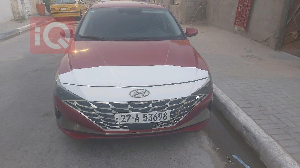 هیوندای ئەلەنترا